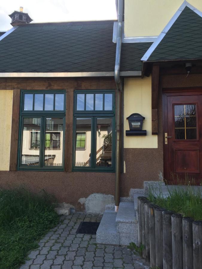 Hotel Ferienheim "Zur Krone" à Oberwiesenthal Extérieur photo